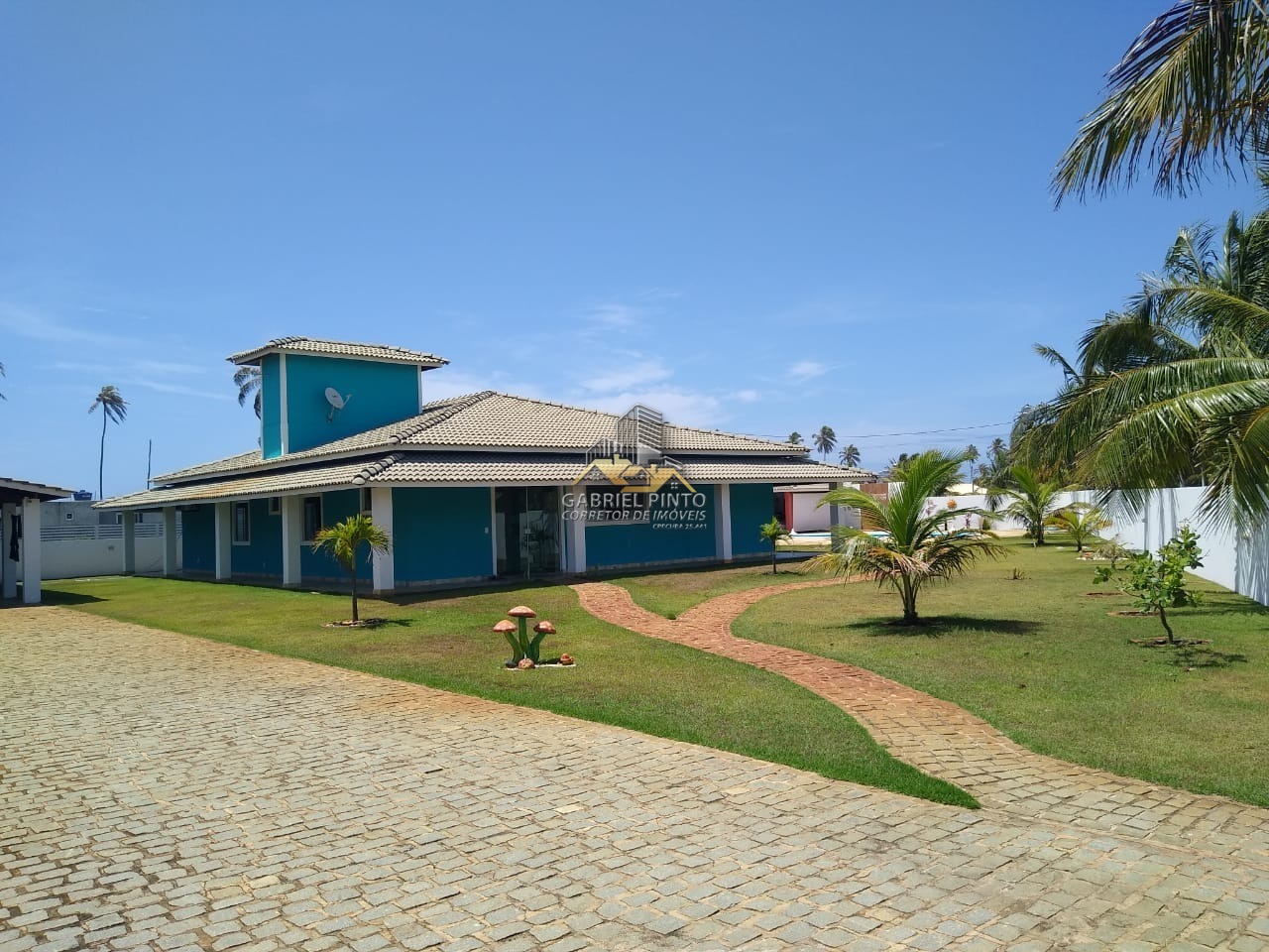 CONDOMÍNIO ÁGUAS DE SAUÍPE - Casa 4/4 (2 Suítes) - 303m² - Piscina