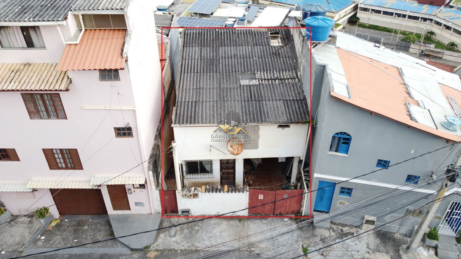 Terreno com Casa com VISTA PERMANENTE PARA O MAR - 300m²
